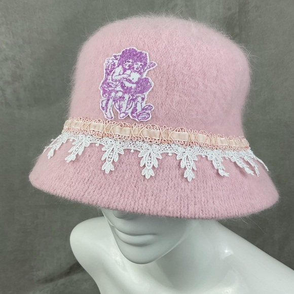 Angel cherubs patch angora fur soft pink upcycled 90s fuzzy bucket hat - Picture 1 of 8